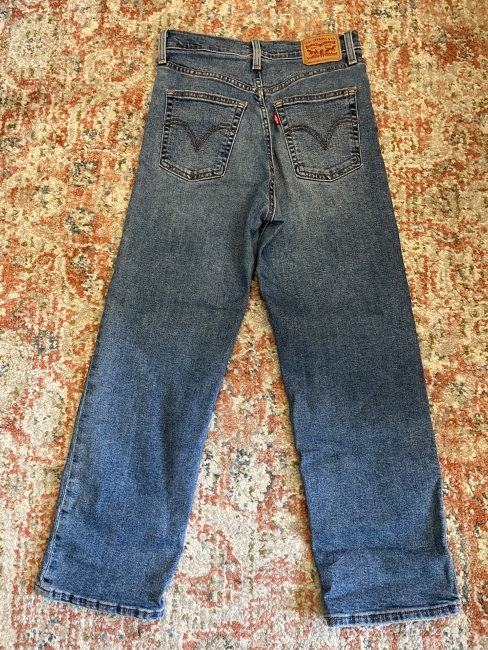 Levi’s Ribcage Straight Jeans - Picture 6 of 7